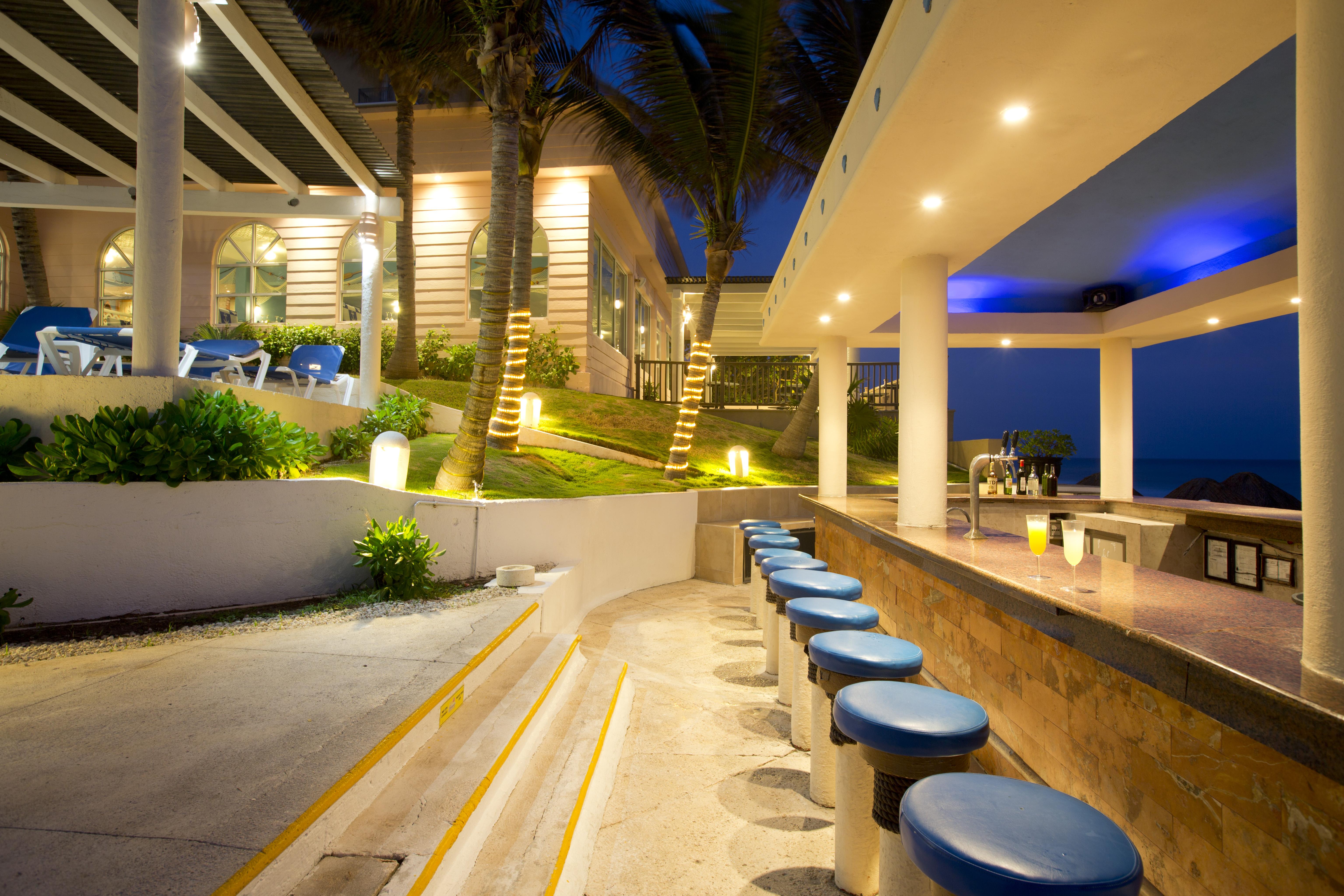 Golden Parnassus Resort & Spa (Adults Only) Cancún Exteriör bild