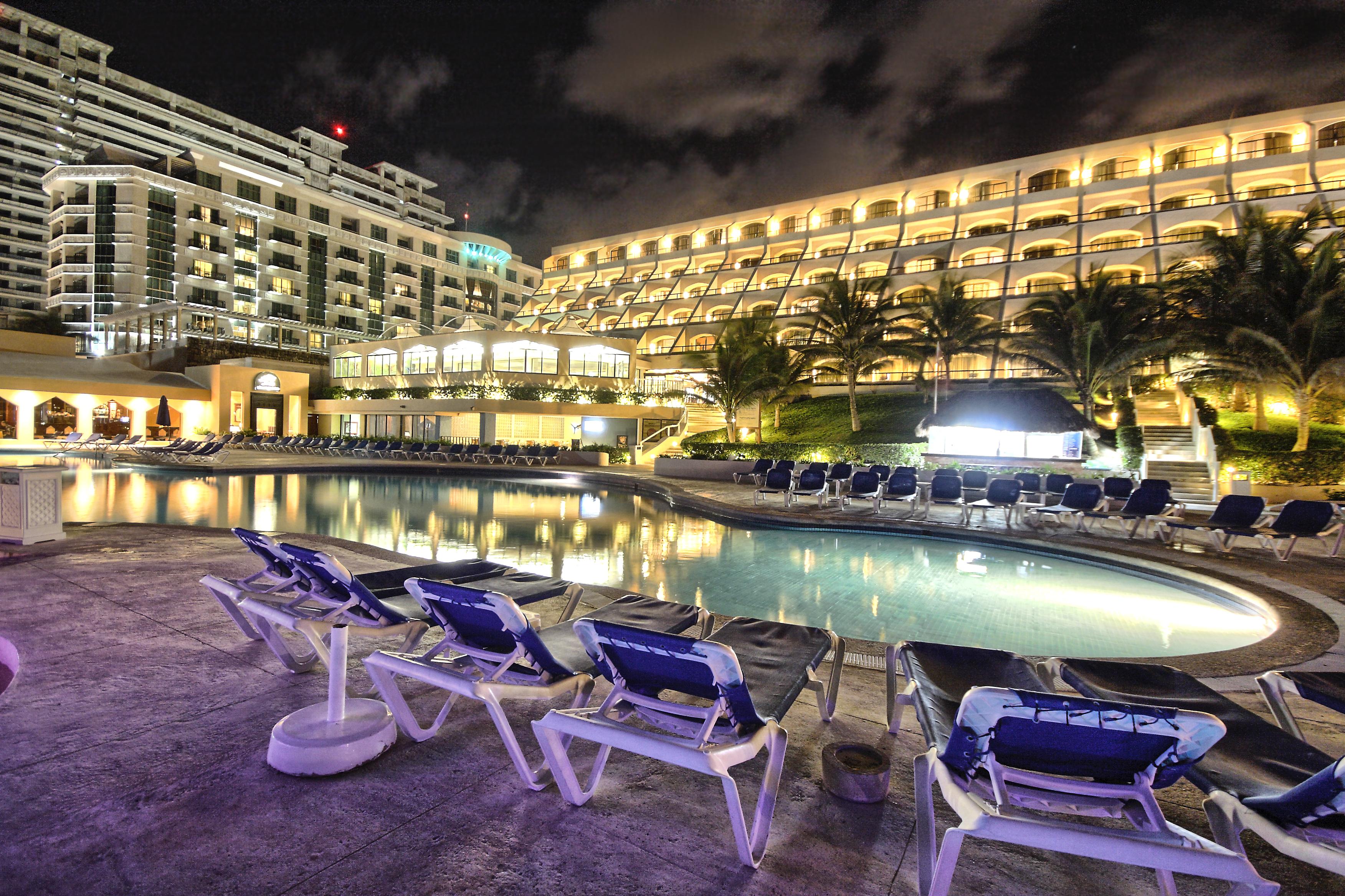 Golden Parnassus Resort & Spa (Adults Only) Cancún Exteriör bild