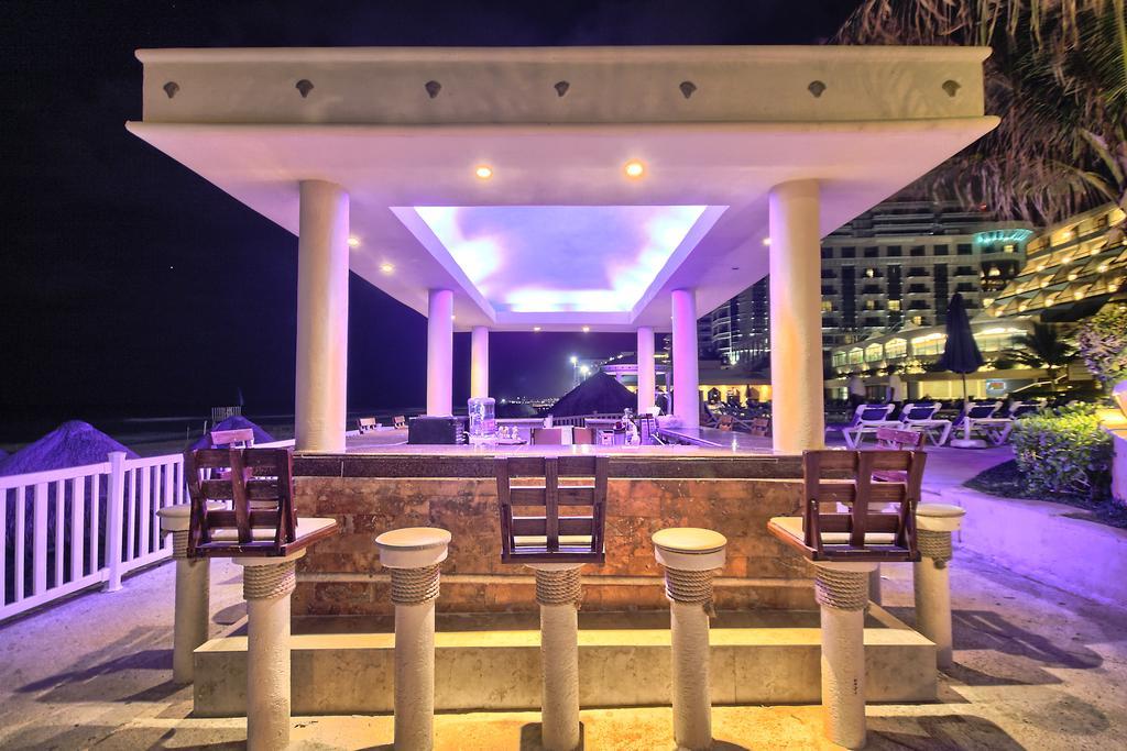 Golden Parnassus Resort & Spa (Adults Only) Cancún Exteriör bild