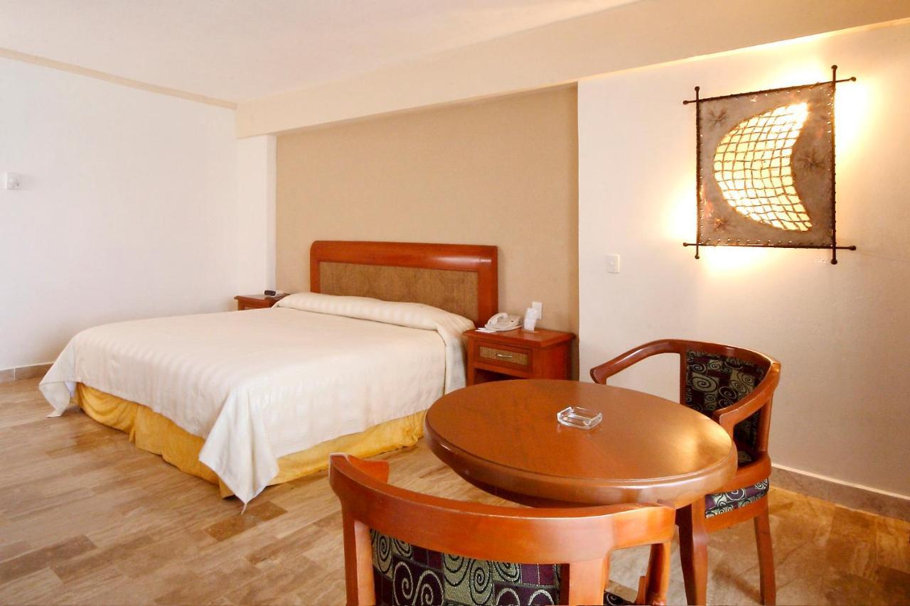 Golden Parnassus Resort & Spa (Adults Only) Cancún Exteriör bild