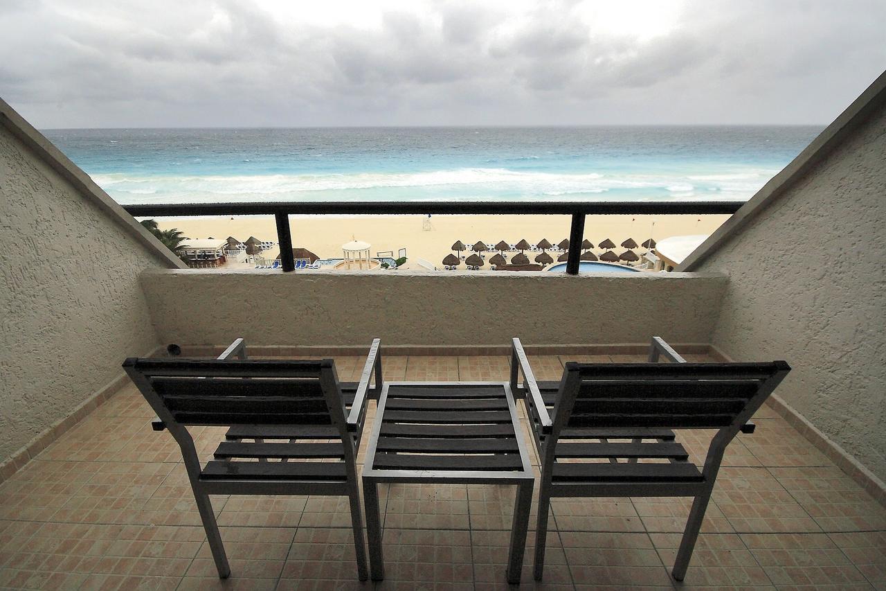 Golden Parnassus Resort & Spa (Adults Only) Cancún Exteriör bild