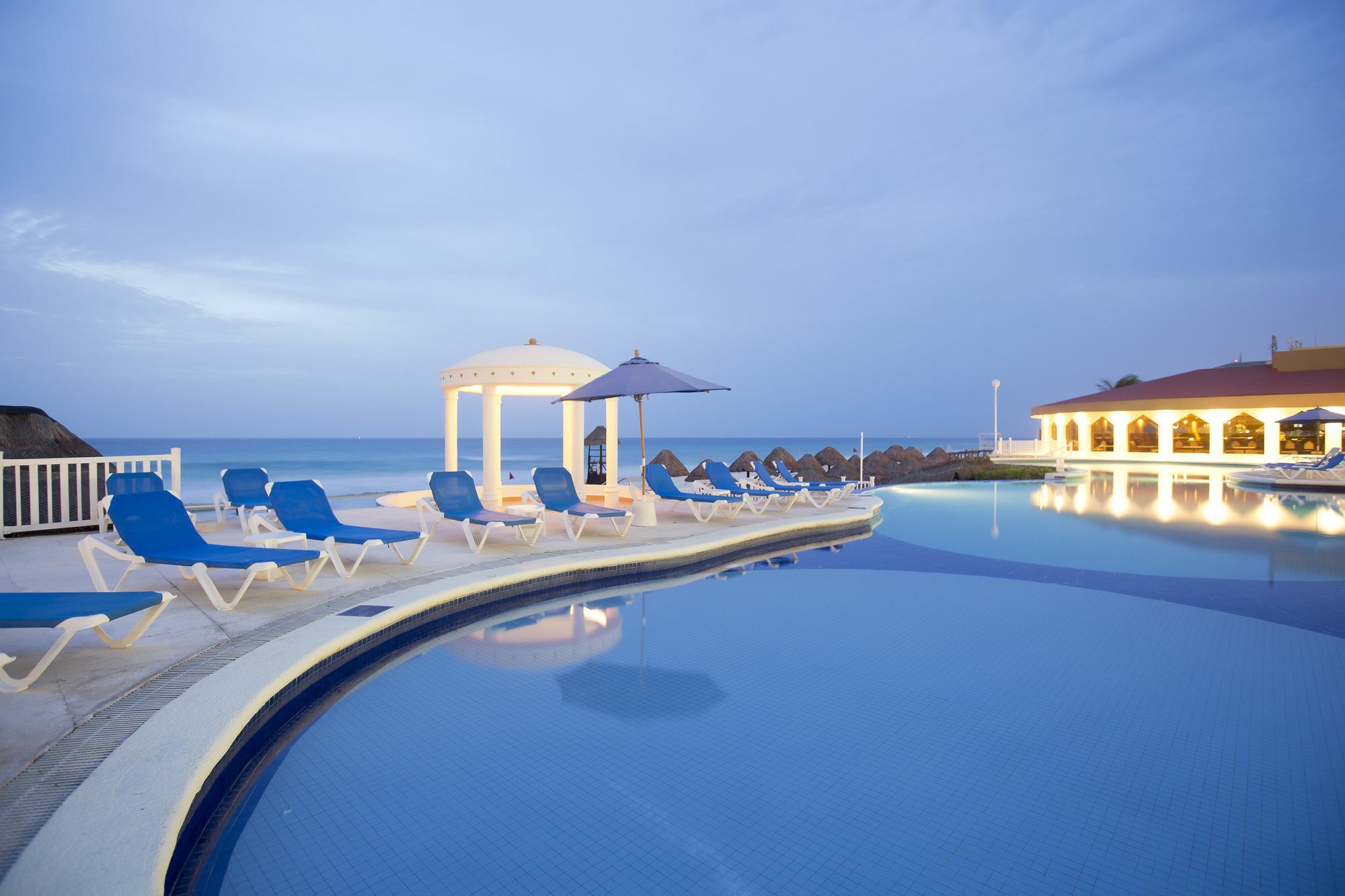 Golden Parnassus Resort & Spa (Adults Only) Cancún Exteriör bild