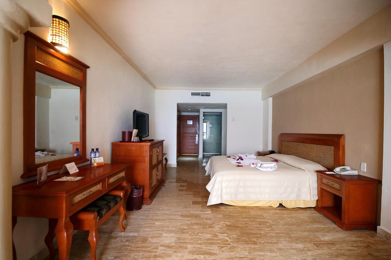Golden Parnassus Resort & Spa (Adults Only) Cancún Rum bild